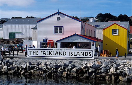 simsearch:862-03736697,k - Tourist reception building at the boat landing in Port Stanley capital of the Falkland Islands. Foto de stock - Con derechos protegidos, Código: 862-03711204