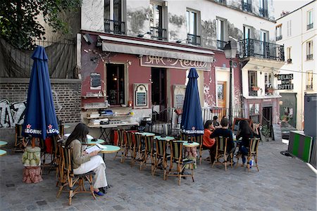 french cafe, people - Traditional Cafeteria in Paris, France Stock Photo - Rights-Managed, Code: 862-03711291