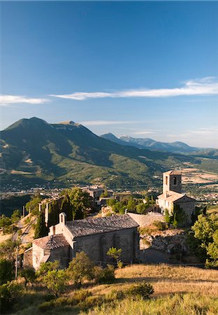simsearch:862-03711388,k - Church in Courbons, Provence, France Foto de stock - Con derechos protegidos, Código: 862-03711307