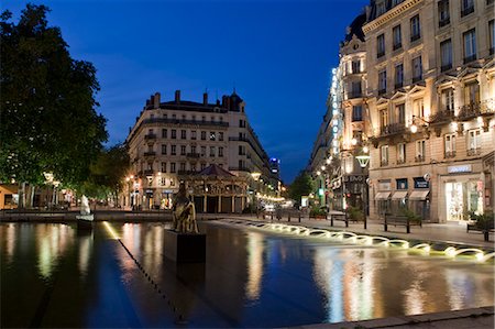 simsearch:862-03711407,k - The public square in the evening in Lyon France Stock Photo - Rights-Managed, Code: 862-03711412