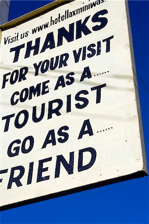 simsearch:862-03712030,k - India,Rajasthan,Jaisalmer. Jaisalmer Fort - Tourist sign outside of havelli thanking tourists for their stay. Foto de stock - Con derechos protegidos, Código: 862-03712005