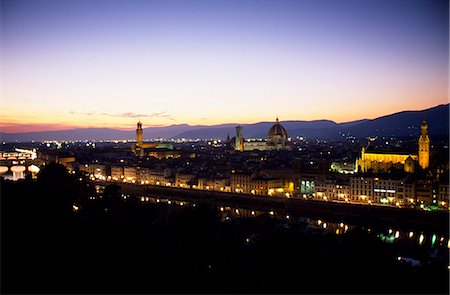 florence by night - View from Piazzale Michelangelo overlooking Florence at sunset with The Duomo,The Ponte Vecchio and river Arno. Stock Photo - Rights-Managed, Code: 862-03712195