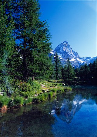 View of Mont Cervinia,the Matterhorn from Lake Bleu,Italy Stock Photo - Rights-Managed, Code: 862-03712247