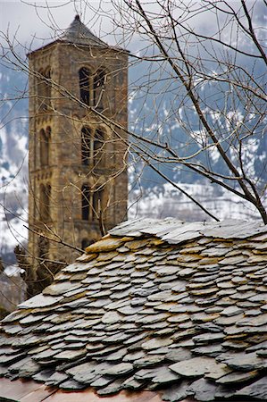 simsearch:862-03354516,k - Romanesque church (s. XII). -UNESCO World Heritage Site- Pyrenees. Vall de Boi. Spain Foto de stock - Con derechos protegidos, Código: 862-03713497