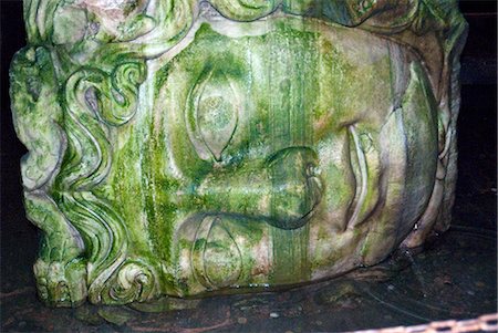 simsearch:862-03355075,k - Turkey, Istanbul. Medusa Head at Yerebatan Sarayi Cistern. Stock Photo - Rights-Managed, Code: 862-03713907