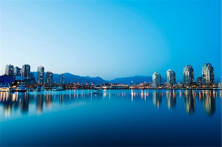 dark blue color - Canada, British Columbia, Vancouver, False Creek Stock Photo - Rights-Managed, Code: 862-03736378