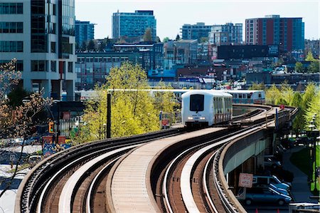 Canada, Colombie-Britannique, Vancouver, métro aérien léger train chemin de fer, Photographie de stock - Rights-Managed, Code: 862-03736382