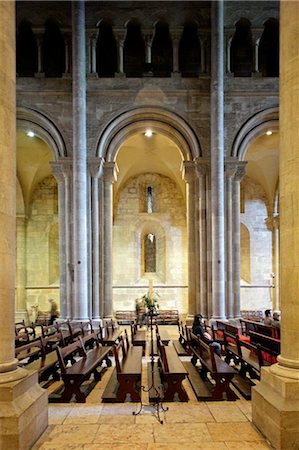 santa maria maior de lisboa - Portugal, Lisboa, Lisbon. Interior architectural detail of Se Cathederal. Foto de stock - Con derechos protegidos, Código: 862-03737067