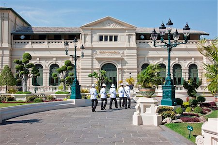 Thailand, Bangkok. Wachwechsel bei der König von Thailand s Royal Grand Palace in Bangkok komplexe ändern. Stockbilder - Lizenzpflichtiges, Bildnummer: 862-03737220