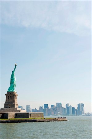 freedom monument - USA, New York State, New York City, Statue of Liberty, given to the USA by France 1886, sculpted by Frédéric Auguste Bartholdi Fotografie stock - Rights-Managed, Codice: 862-03737375