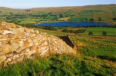 dry stone - Semerwater est le plus grand lac naturel en North Yorkshire, Yorkshire Dales National Park, Angleterre Photographie de stock - Rights-Managed, Code: 862-03731168