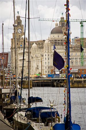 View of the Three Graces, Albert Dock. Liverpool. England, UK Foto de stock - Con derechos protegidos, Código: 862-03731197