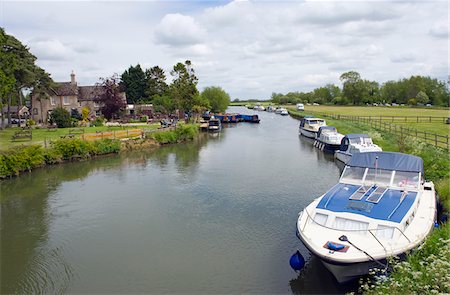 UK, United Kingdom, England, canal boats near a Thames Path walkway Stock Photo - Rights-Managed, Code: 862-03731217
