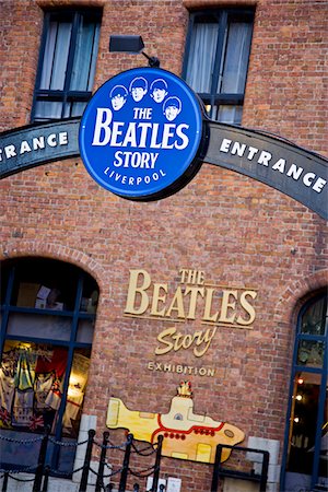 story, indiana - The Beatles Story, Albert Dock complex, Liverpool, England. Foto de stock - Con derechos protegidos, Código: 862-03731212