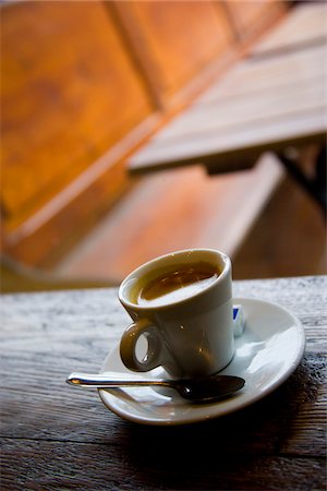 french cafes in france - détail de café à Chamonix, France Photographie de stock - Rights-Managed, Code: 862-03731274