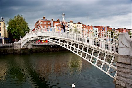 dublin bridge images - The Ha'penny Bridge over the River Liffey in Dublin, Ireland Stock Photo - Rights-Managed, Code: 862-03731400