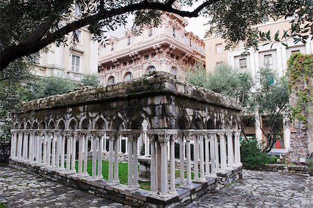 simsearch:862-06825981,k - Italy, Liguria, Genoa (Genova), Unesco site; garden at the House of Christopher Columbus Stock Photo - Rights-Managed, Code: 862-03731436