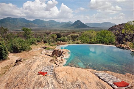 simsearch:862-03361158,k - Kenya, The natural rock swimming pool of Sarara Camp, a luxurious ecolodge situated near the Mathews Mountains Fotografie stock - Rights-Managed, Codice: 862-03731499