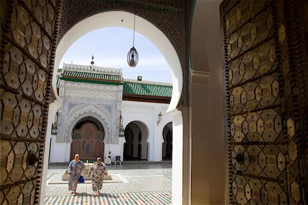 fez mosque - The Qarawiyine mosque in Fes, Morocco Stock Photo - Rights-Managed, Code: 862-03731866