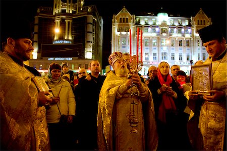 eastern orthodox - Russia; St. Petersburg; During the Russian Orthodox Easter ceremony at Vladimirsky Cathedral. Stock Photo - Rights-Managed, Code: 862-03732172