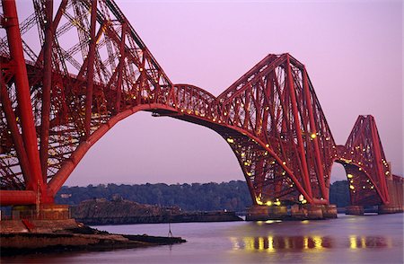 The Forth Rail Bridge, Firth of Forth, Edinburgh, Scotland. The 2.5 km.(1.5 mile) Bridge was the world s first major steel bridge,1890 Stock Photo - Rights-Managed, Code: 862-03732234