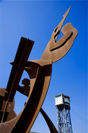 sculpted - Sculpture in the beach of Barceloneta, Barcelona, Spain Foto de stock - Con derechos protegidos, Código: 862-03732337