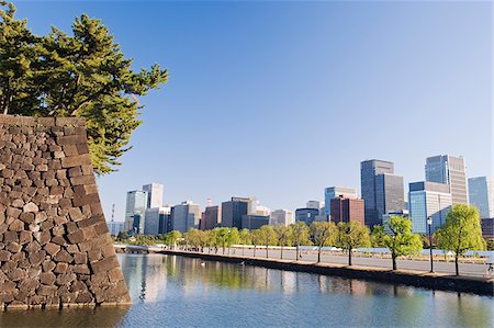 Asie, Japon, Tokyo, horizon de la ville et les murs du Palais impérial Photographie de stock - Rights-Managed, Code: 862-03807693