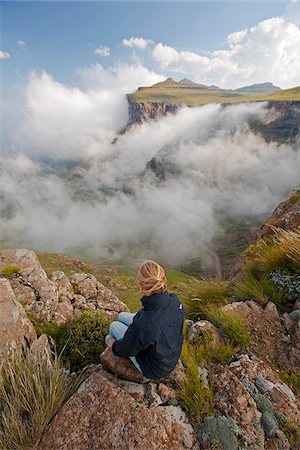 Lesotho, Sani Pass. La frontière avec l'Afrique du Sud dans les montagnes du Drakensberg. Une vue imprenable depuis le sommet du col. Photographie de stock - Rights-Managed, Code: 862-03807837