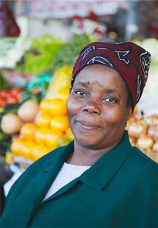 seller - Fruit and vegetable vendor in municipal market, Maputo, Mozambique Stock Photo - Rights-Managed, Code: 862-03807906