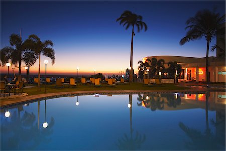 Piscine à l'hôtel Cardoso au coucher du soleil, Maputo, Mozambique Photographie de stock - Rights-Managed, Code: 862-03807917