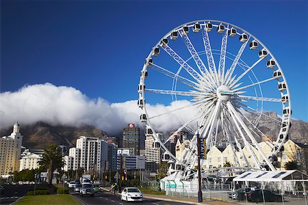 distrito financiero - Wheel of Excellence with City Bowl and Table Mountain in background, Cape Town, Western Cape, South Africa Foto de stock - Con derechos protegidos, Código: 862-03808371