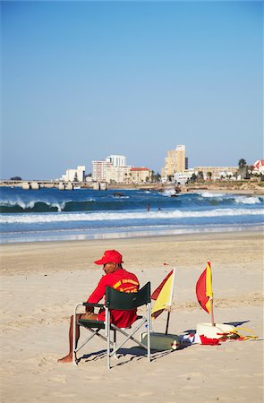 simsearch:862-03808448,k - Lifeguard on Kings Beach, Humewood, Port Elizabeth, Eastern Cape, South Africa Foto de stock - Con derechos protegidos, Código: 862-03808417