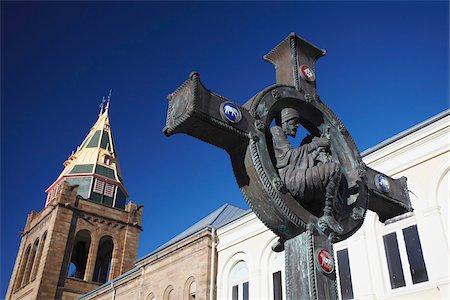 simsearch:862-03808441,k - Monument with Post Office in background, Port Elizabeth, Eastern Cape, South Africa Stock Photo - Rights-Managed, Code: 862-03808465