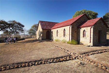 simsearch:862-03808465,k - Les gens visitant église à de Rorke's Drift, Thukela, KwaZulu-Natal, Afrique du Sud Photographie de stock - Rights-Managed, Code: 862-03808505