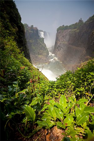 simbabwe - Victoria Falls, Simbabwe. Blick auf die Wasserfälle von des Teufels Cateract. Stockbilder - Lizenzpflichtiges, Bildnummer: 862-03808820