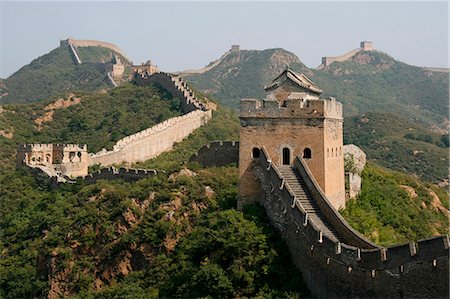 Wall.Simatai grande, une section de la grande muraille de Chine, situé dans le nord du comté de Miyun, 120 km au nord-ouest de Pékin, la Chine, qui détient l'accès Gubeikou, un passage stratégique dans la partie orientale de la grande muraille. Photographie de stock - Rights-Managed, Code: 862-03820250