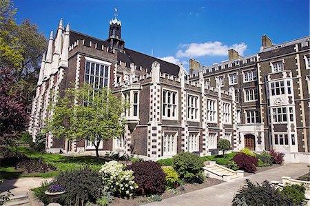 The Great Hall in Inner Temple, London.The Honorable Society of the Inner Temple is one of the four Inns of Court around the Royal Courts of Justice in London, England, which may call members to the Bar and so entitle them to practice as barristers. Stock Photo - Rights-Managed, Code: 862-03820312