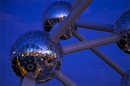 L'Atomium, Grimbergen, Strombeek Bever, Belgique Photographie de stock - Rights-Managed, Code: 862-03887340