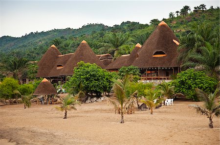 simsearch:862-03437947,k - Burundi. La boutique blue bay resort sur les rives du lac Tanganyika offre un hébergement de luxe aux visiteurs. Photographie de stock - Rights-Managed, Code: 862-03887444