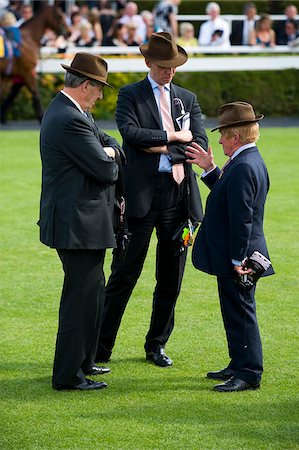 England, Cheshire, Chester. Spectators at Chester Racecourse Stock Photo - Rights-Managed, Code: 862-03887675