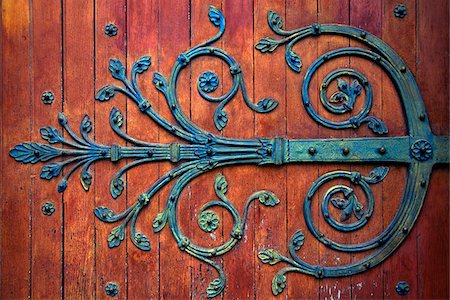 simsearch:862-03887747,k - Arles; Bouches du Rhone, France; Detail of ornament on the door of the St.Trophime Church Foto de stock - Con derechos protegidos, Código: 862-03887760