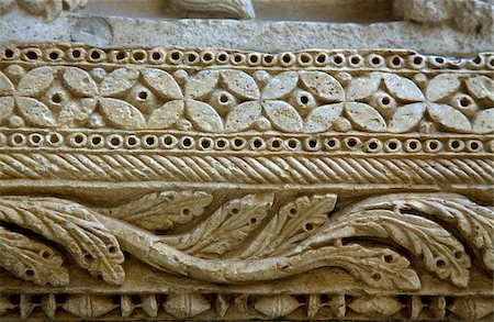 Arles; Bouches du Rhone, Frankreich; Detail der Skulptur auf den romanischen Stil Kirche von St.Trophime Stockbilder - Lizenzpflichtiges, Bildnummer: 862-03887761