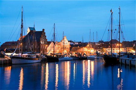 simsearch:862-03887941,k - Harbour, Wismar, Mecklenburg-Western Pomerania, Germany Stock Photo - Rights-Managed, Code: 862-03887947