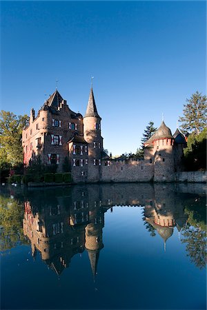 emblême - Château de Satzvey, Mechernich-Satzvey, Eifel, Rhénanie du Nord-Westphalie, Allemagne Photographie de stock - Rights-Managed, Code: 862-03887956