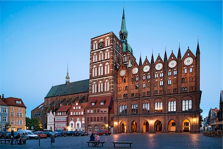 simsearch:862-03887941,k - Nikolaichurch and town hall, Stralsund, Mecklenburg-Western Pomerania, Germany Stock Photo - Rights-Managed, Code: 862-03888199