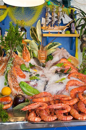simsearch:862-03888312,k - Poissons et fruits de mer dans une taverne à Rethymnon, Crète, Grèce Photographie de stock - Rights-Managed, Code: 862-03888336