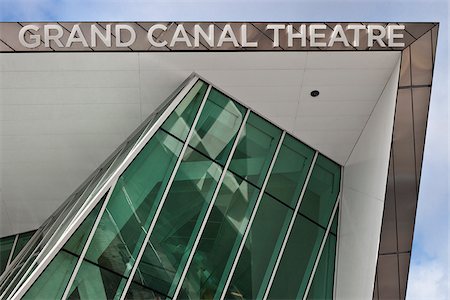 simsearch:862-03888487,k - Irlande, Dublin 2, The Grand Canal, détail de revêtement du Grand Canal Theatre. Photographie de stock - Rights-Managed, Code: 862-03888490