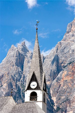 simsearch:862-07690237,k - Church in San Vito, Dolomites, Veneto, Italy Fotografie stock - Rights-Managed, Codice: 862-03888578