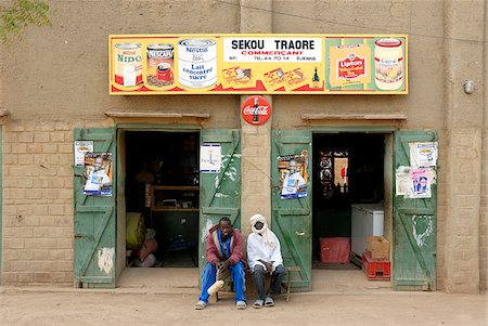 Ein Lebensmittelgeschäft in Djenee, einem UNESCO-Weltkulturerbe. Mali, Westafrika Stockbilder - Lizenzpflichtiges, Bildnummer: 862-03888797