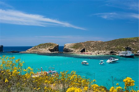 Blue Lagoon, Comino Island, Malta Stock Photo - Rights-Managed, Code: 862-03888871